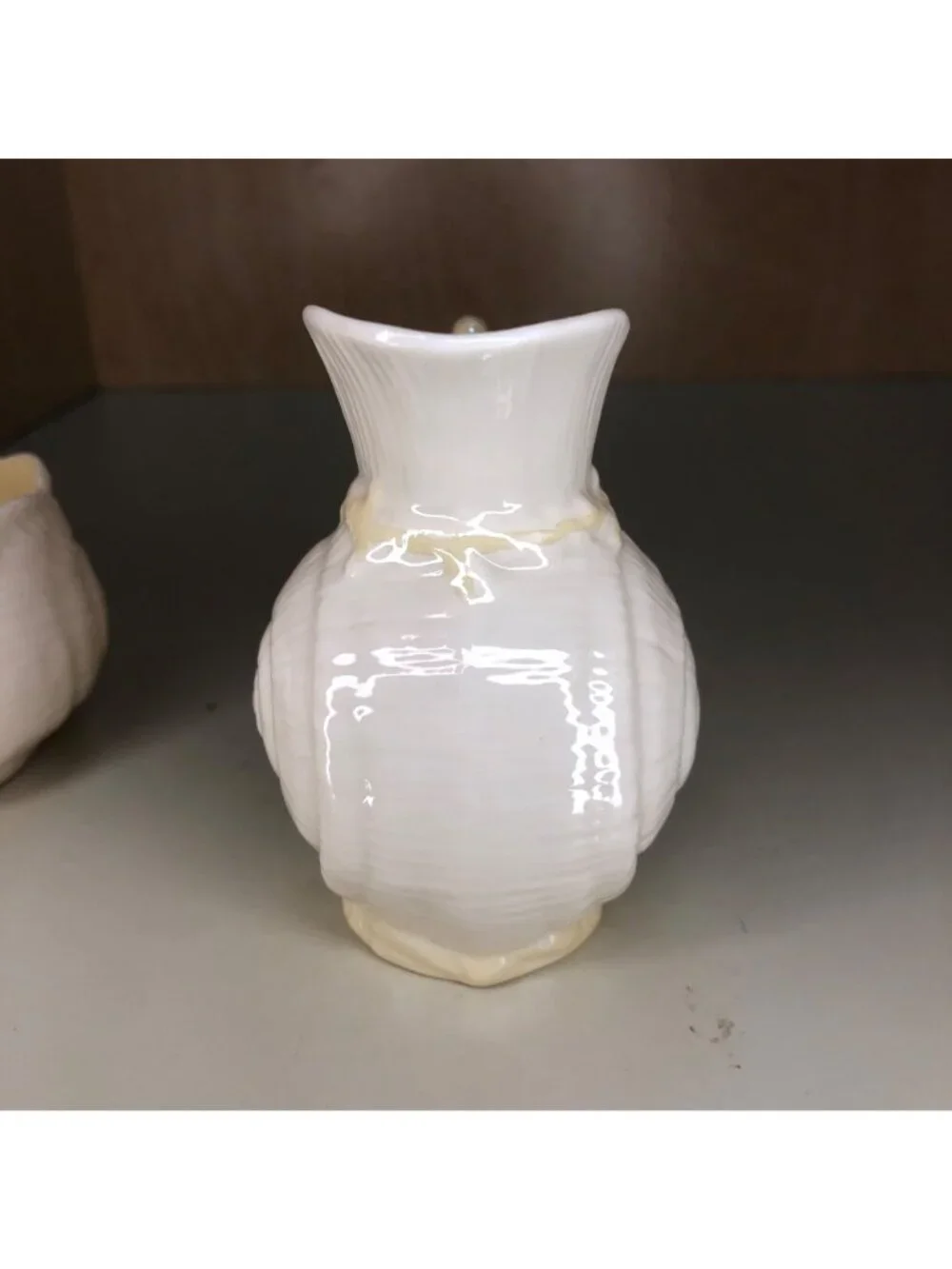 Belleek Shell-Shaped Ceramic Creamer & Sugar Bowl Set